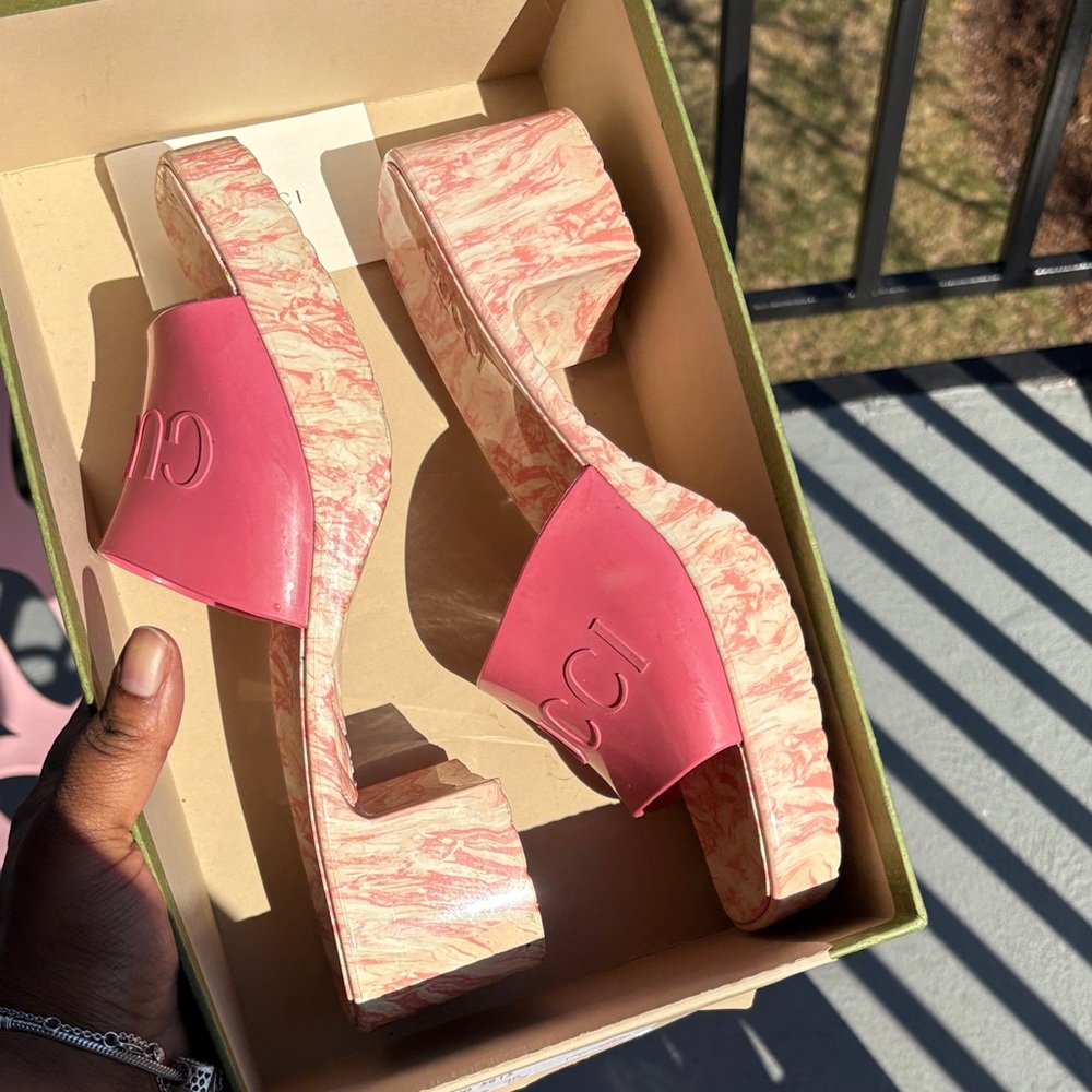 Gucci Coral Pink Logo Slides Sandals Platform Marble Size 9 Summer Rare - Picture 7 of 12
